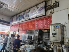 -香辉食馆(新兴路店)