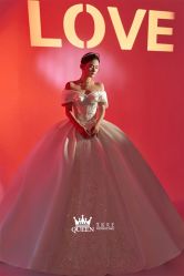 点击看大图 -艾拉·女王婚纱礼服馆