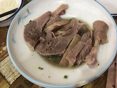 老鹅-八张桌子(老店)