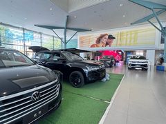 -上海天泽上汽大众销售店(杨浦区店)