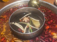 -巴隆门重庆老火锅(太湖路店)