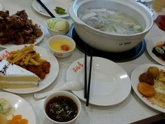 -泉福居酱骨头自助广场(南大街商业步行街店)