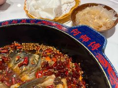 -何师傅美蛙鱼头(汉街店)