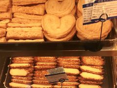 -红房子西点(汇联商厦天钥桥路店)