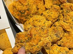 -BHC炸鸡(明洞总店)