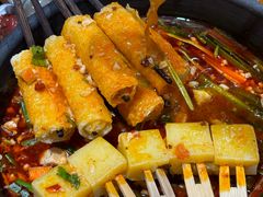 -黔有有贵州酸汤夺夺粉火锅(五味十字店)