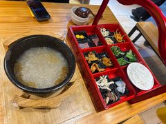 -勺子米线·云南传统小吃市集(四方街店)