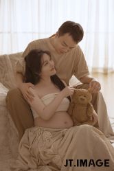 点击看大图 -专注孕妇照亲子照·纪田摄影