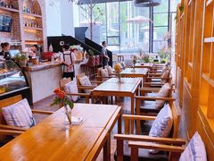 -桉树林A coffee 森林餐厅(三圣乡店)