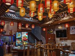 大堂-东来菜馆•手抓海鲜家常菜•海鲜锅贴(鸽子窝店)