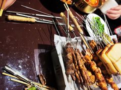 -三个大叔烤羊肉串·歌手驻唱·碳烤鲜肉(西三旗店)