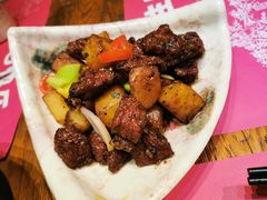 黑椒土豆牛仔粒-胡桃里音乐酒馆(白云五号T5 MALL店)