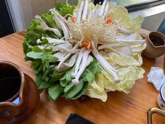 菌类时蔬拼盘-大理老字号·舟渔的鱼野生菌海景餐厅(双廊店)