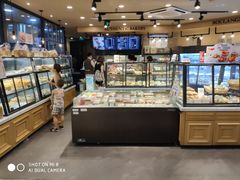 面包甜点陈列柜-多乐之日(和平伊势丹店)