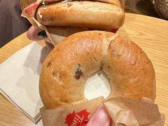 -Tims天好咖啡·贝果(东吴龙湖天街店)