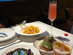 -Mogul Eatery·大亨餐酒馆