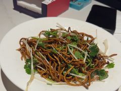 -小河公主秘制烤羊腿(小绿谷店)