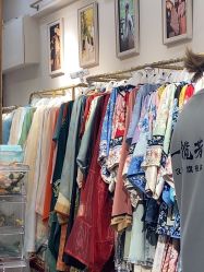 -一揽芳华汉服旗袍体验馆(拙政园店)