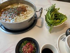 -德林酸菜鱼火锅(南丹店)