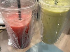 -席娜卡琳火车铁道夜市