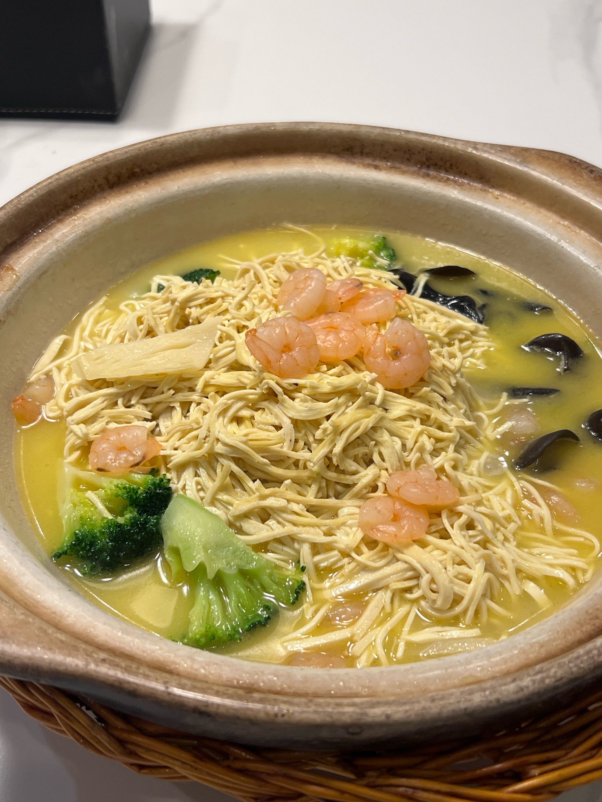 烫干丝 扬州炒饭 老鸭 好吃好吃 就是排队