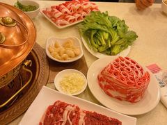 手工鲜羊肉-八先生涮肉房(三里河店)