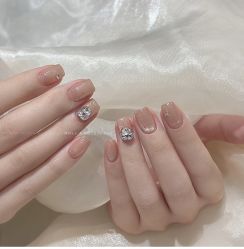 -魔丽卡·中国式美甲美睫