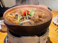 七彩泡椒牛腩牛杂煲-夜椒瑶·广西大排档(八卦岭店)