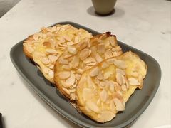 杏仁烤面包片-泓历皇朝酒店(东亭店)