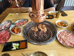 -牛信亭韩国料理·炭火烤肉(紫藤路店)