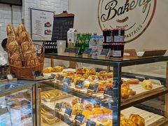 面包甜点陈列柜-BONBON BAKERY