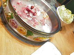 -娜仁图雅蒙古美食村(33小镇店)