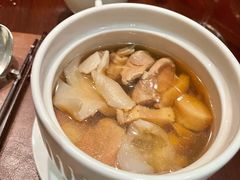 花胶炖螺头汤-新荣记(建国门外大街店)