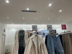 -优衣库(重庆万象城店)