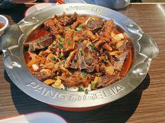 -胖哥俩肉蟹煲(上海悦荟广场店)