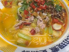 -粉小主·贵州酸汤牛肉粉(南京仙林金鹰店)