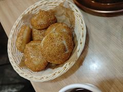 -宏状元现熬粥·京味菜(黄寺大街店)