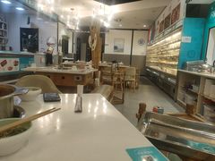 大堂-屋头串串(新街里店)