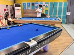 -极限Jump蹦床·新潮玩运动世界·室内乐园·团建·派对中心