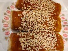 黄金叉烧酥-稻香酒家·33年老字号·港式粤菜(富邦中心店)