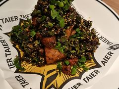 锅巴土豆月牙骨-新太二·鲜料川菜(群光广场店)