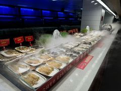 -四囍码头海鲜烧烤自助火锅(外滩南京东路悦荟广场店)