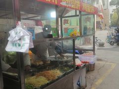 四川肉馅饼-铁路西村居安农贸市场