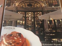 -Majestic Café