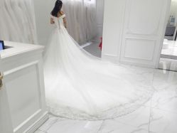 点击看大图 -THE QUEEN(北京店)