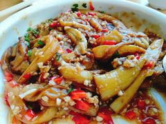 老妈扒茄子-关东小磨东北菜(上海长风大悦城店)