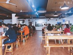 大堂-皖北巫氏三胖地锅鸡(正大店)