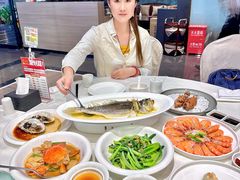 -万龙洲海鲜(大兴绿地缤纷城店)