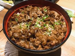 牛肉盖饭-隐泉之语日式料理(王府中环店)