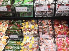 -良品铺子(五角场万达店)